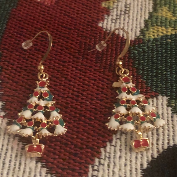 Handmade Brand New Christmas Tree Earrings - Picture 2 of 5